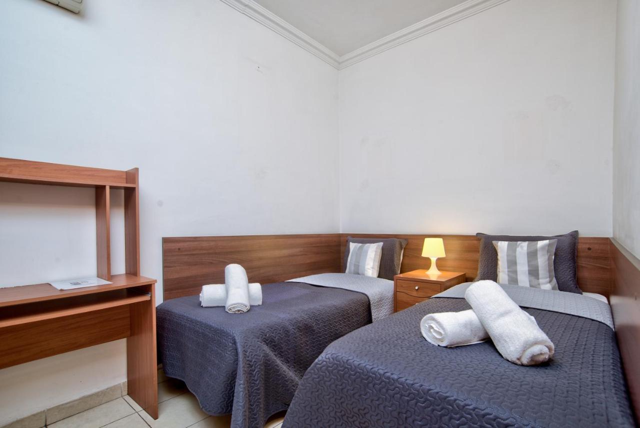 Morina Court - St Julians Seaside Bliss Apartments And Penthouse By Shortletsmalta San Ġiljan Buitenkant foto
