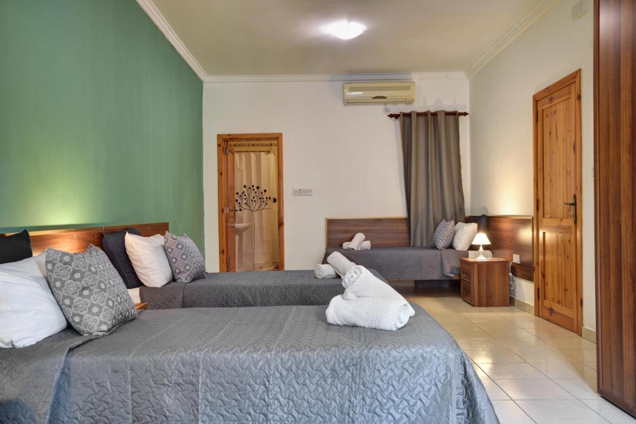 Morina Court - St Julians Seaside Bliss Apartments And Penthouse By Shortletsmalta San Ġiljan Buitenkant foto