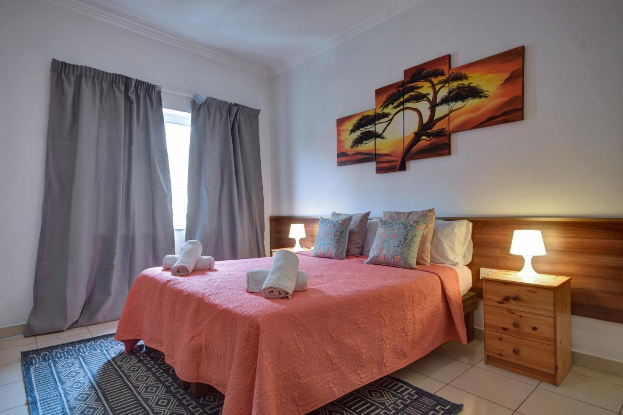 Morina Court - St Julians Seaside Bliss Apartments And Penthouse By Shortletsmalta San Ġiljan Buitenkant foto